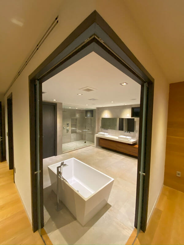 Luxury-crib-icleaning-services-clean-commercial-postcontruction-biofriendly-ecofriendly-luxury-houses-crib_business-cleaning